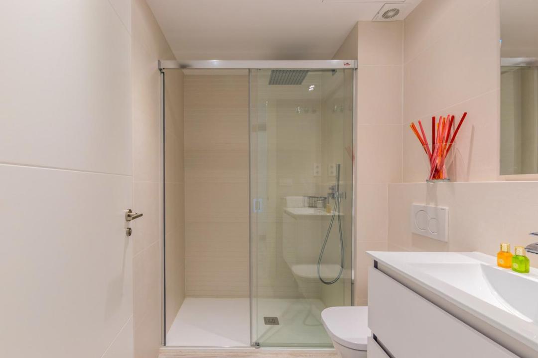 Minty Stay - Modern La Merced Málaga Kültér fotó